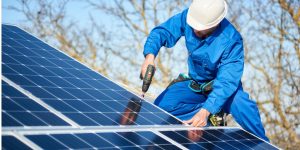 Installation Maintenance Panneaux Solaires Photovoltaïques à Lalanne
